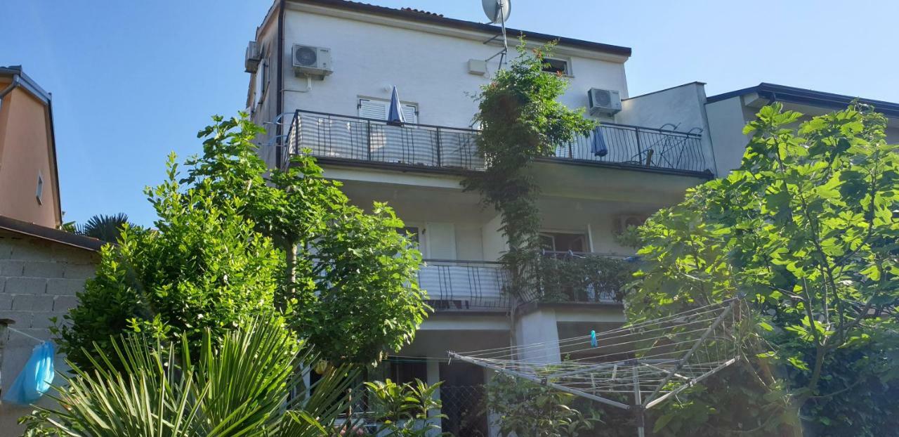 Mali Maj, Punta 37, Brkljacic Porec