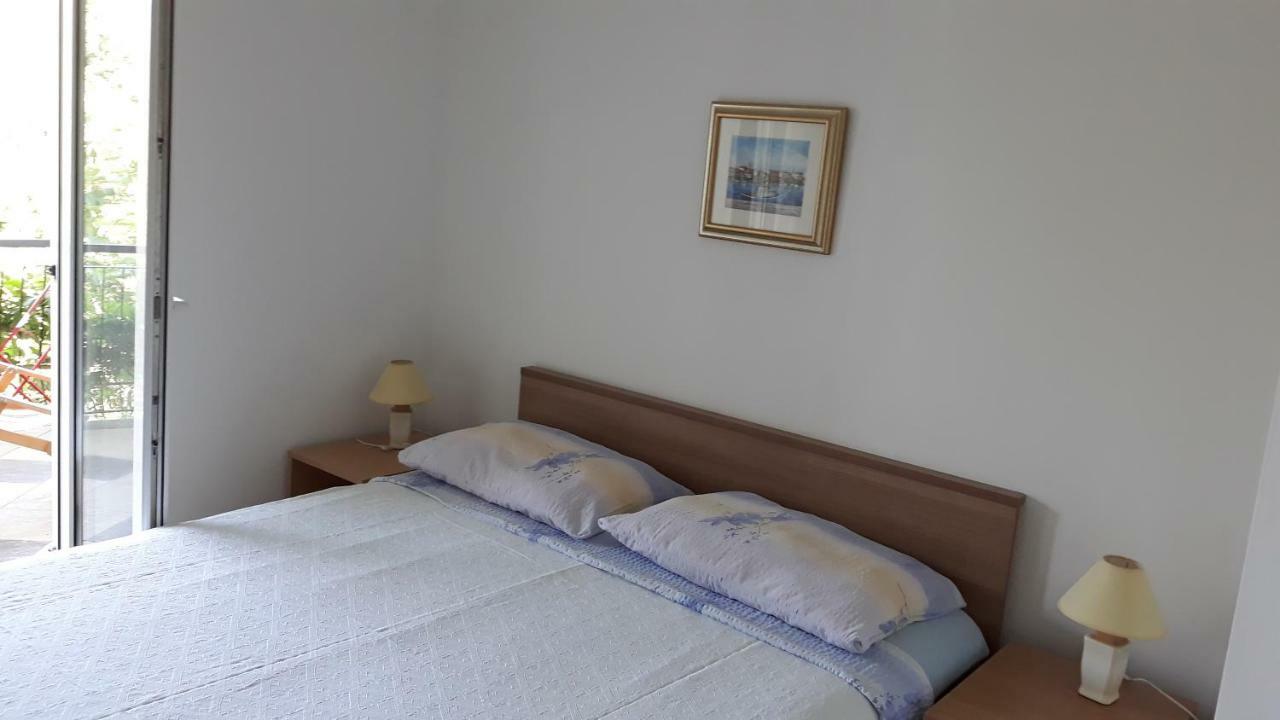 Mali Maj, Punta 37, Brkljacic * Porec